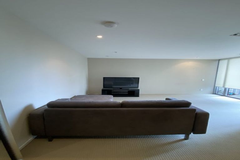 Photo of property in Trinity Apartments, 409/19 College Street, Te Aro, Wellington, 6011
