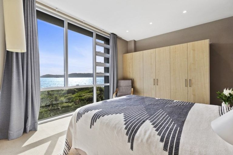 Photo of property in 17 Boardwalk Lane, Seatoun, Wellington, 6022