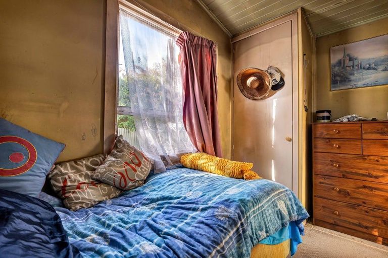 Photo of property in 82 Railway Street, Eltham, 4322