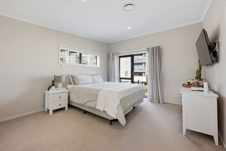 Photo of property in 180 Hobsonville Point Road, Hobsonville, Auckland, 0616