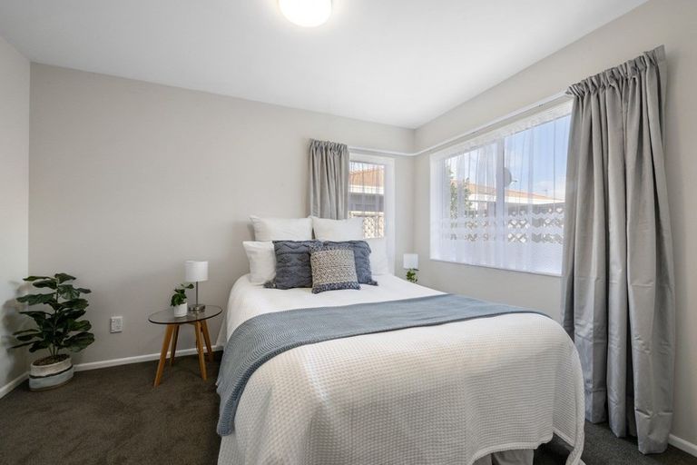 Photo of property in 2/29 Lane Street, Wallaceville, Upper Hutt, 5018