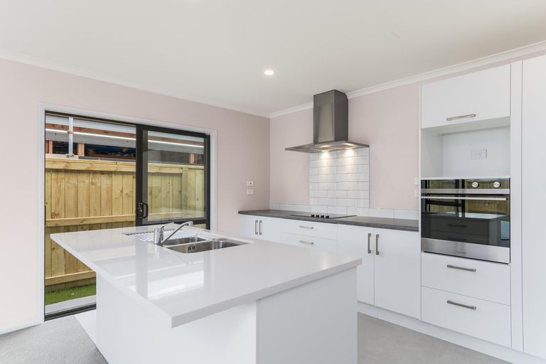 Photo of property in 6 Rotomanu Place, Pyes Pa, Tauranga, 3112