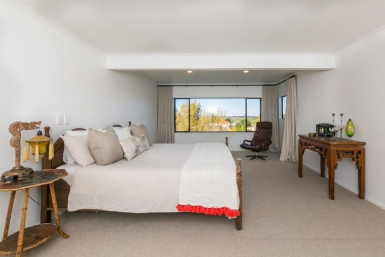 Photo of property in 158 Poraiti Road, Poraiti, Napier, 4182