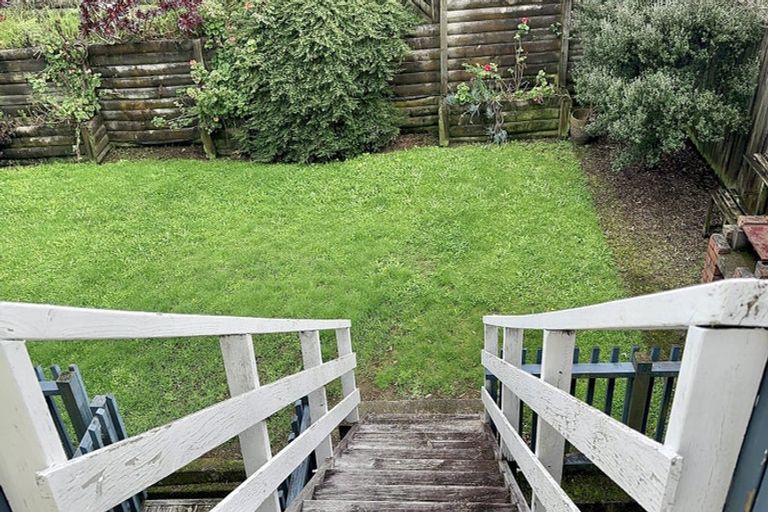 Photo of property in 69 Wellington Road, Paekakariki, 5034