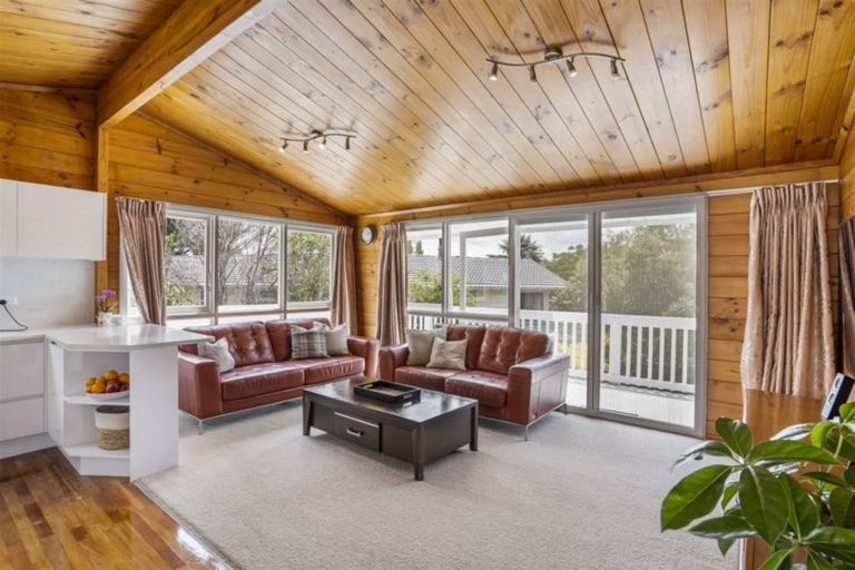 Photo of property in 37 Juliet Avenue, Howick, Auckland, 2014