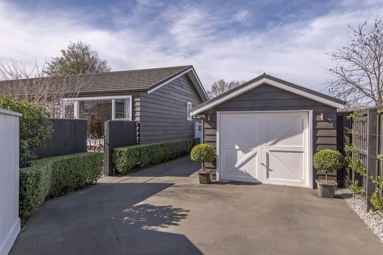 Photo of property in 60a Bryndwr Road, Bryndwr, Christchurch, 8052