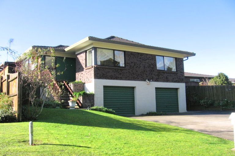 Photo of property in 2/37 Rapallo Place, Farm Cove, Auckland, 2012