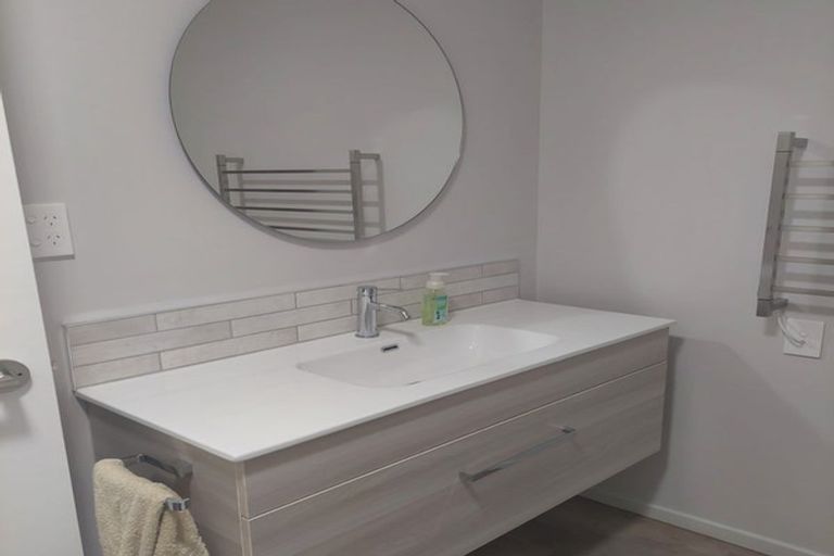 Photo of property in 29b Aquarius Drive, Kawaha Point, Rotorua, 3010