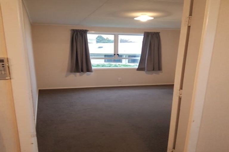 Photo of property in 31 Antrim Crescent, Wainuiomata, Lower Hutt, 5014