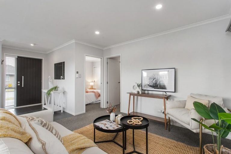 Photo of property in 33 Bradwell Crescent, Halswell, Christchurch, 8025