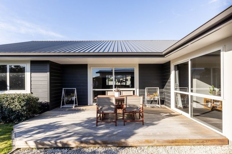 Photo of property in 11 Drake Crescent, Awatoto, Napier, 4110