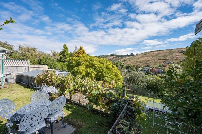 Photo of property in 216 Saint Vincent Street, Toi Toi, Nelson, 7010