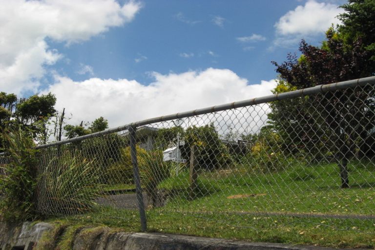 Photo of property in 65 Taylor Road, Mangere Bridge, Auckland, 2022