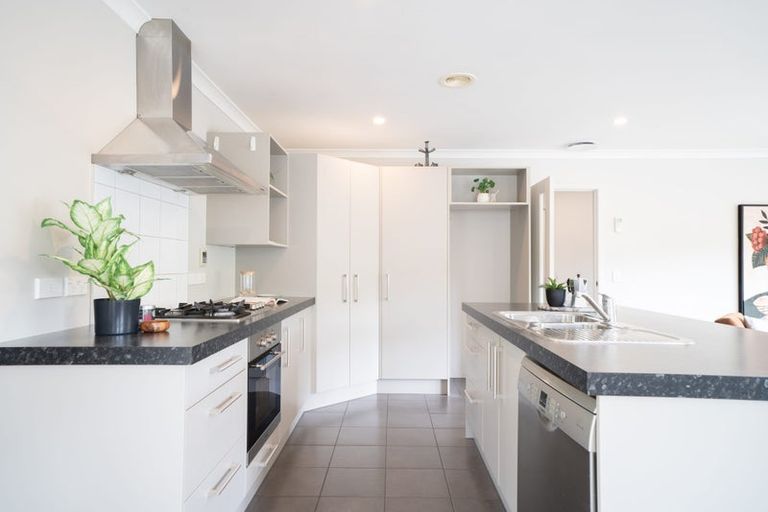 Photo of property in 25 Mauldeth Terrace, Churton Park, Wellington, 6037