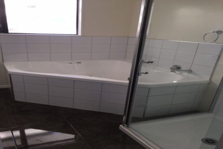 Photo of property in 38 Bodmin Terrace, Camborne, Porirua, 5026