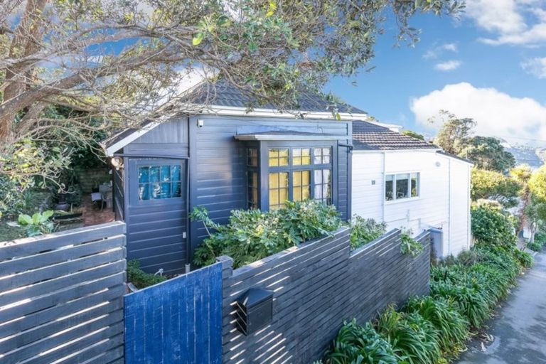 Photo of property in 63 Roseneath Terrace, Roseneath, Wellington, 6011