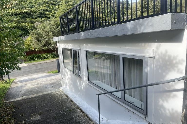 Photo of property in 70 Sunny Grove, Wainuiomata, Lower Hutt, 5014