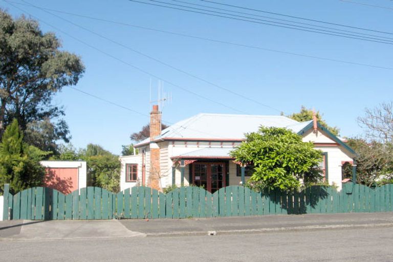 Photo of property in 27 Niblett Street, Whanganui, 4500
