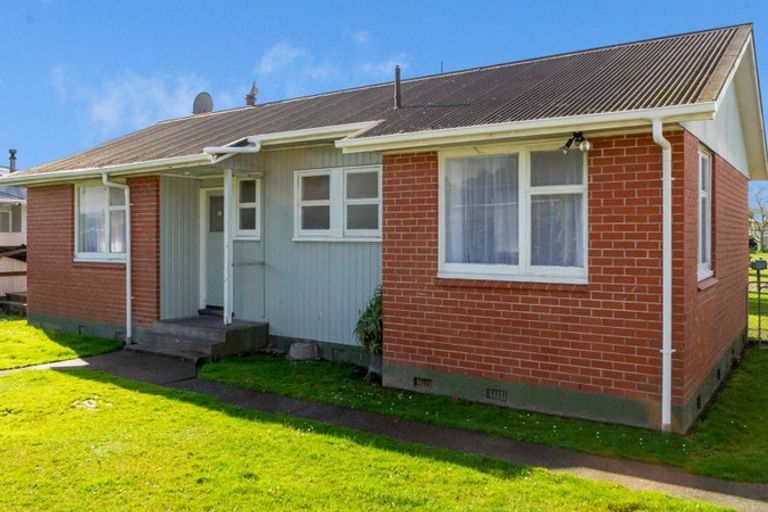 Photo of property in 16 Karaka Street, Wairoa, 4108