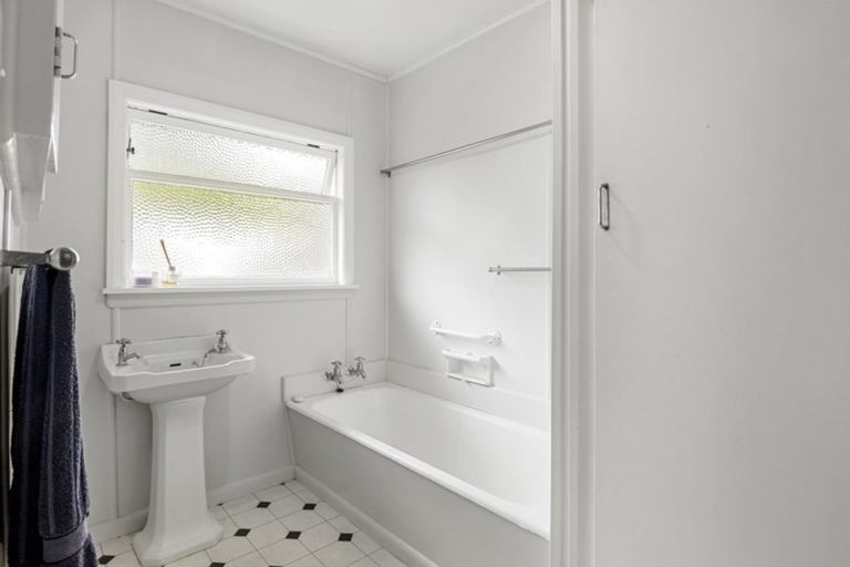 Photo of property in 157 Waimea Road, Nelson South, Nelson, 7010