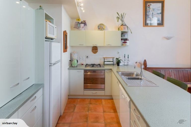 Photo of property in Maison Cabriole Building, 5/60 Courtenay Place, Te Aro, Wellington, 6011