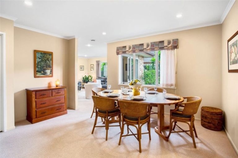 Photo of property in 77 Summerland Drive, Henderson, Auckland, 0612