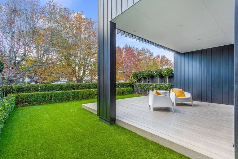 Photo of property in 15 Liquidambar Drive, Hobsonville, Auckland, 0616