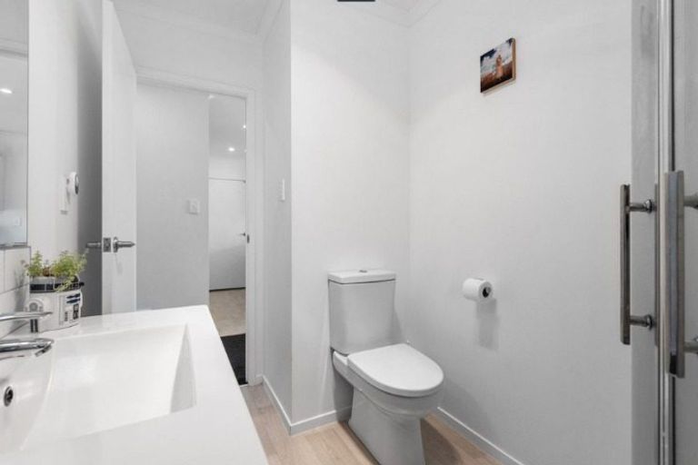 Photo of property in 24 Benmore Crescent, Pyes Pa, Tauranga, 3112