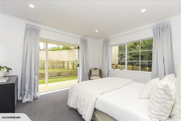 Photo of property in 14 Gala Place, Henderson, Auckland, 0612