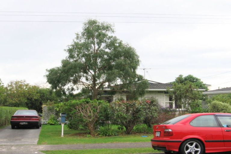 Photo of property in 57a Ngaio Road, Waikanae, 5036