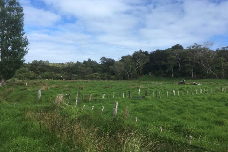Photo of property in 2328 Tiki Sh25 Road, Preece Point, Coromandel, 3506