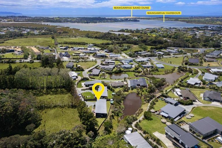 Photo of property in 15 Wharuka Glade, Mangawhai, 0505