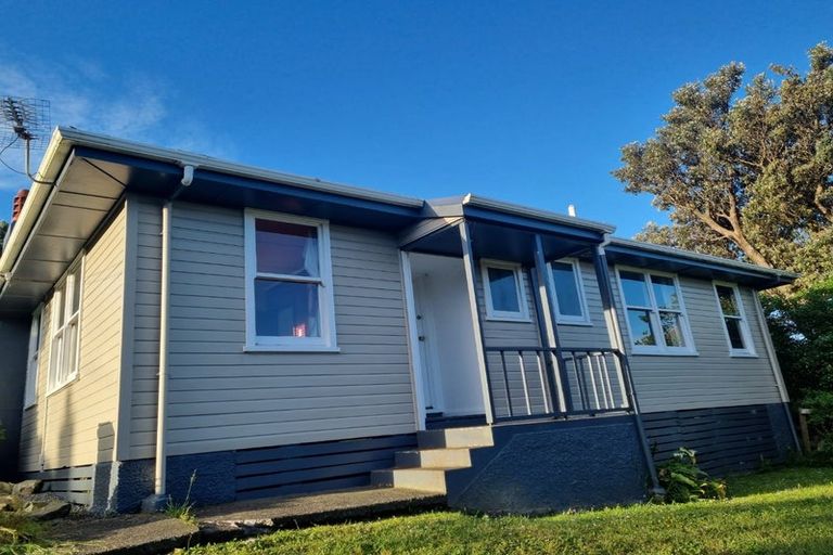 Photo of property in 78 Pikarere Street, Titahi Bay, Porirua, 5022