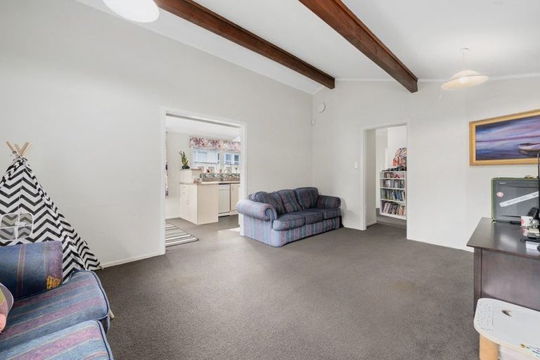 Photo of property in 14 Caernarvon Street, Dinsdale, Hamilton, 3204