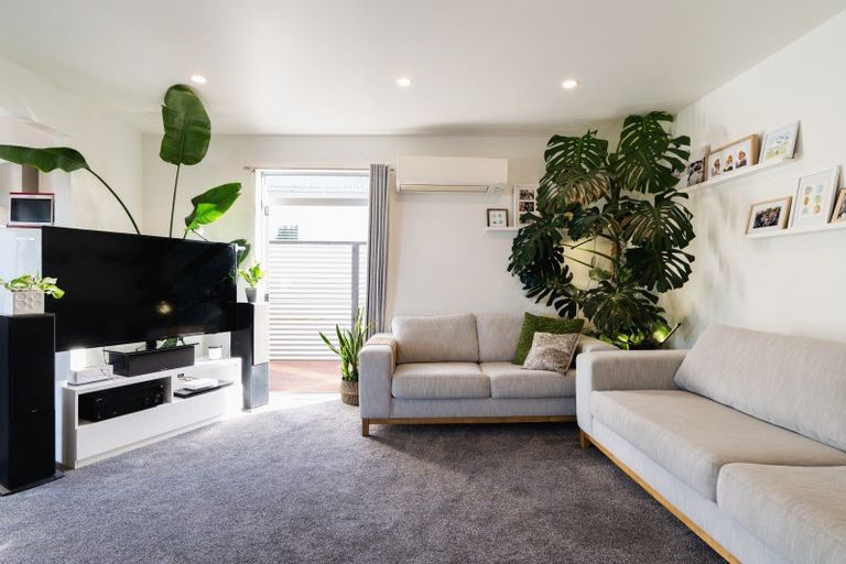 Photo of property in 37 Stanley Street, Kenmure, Dunedin, 9011