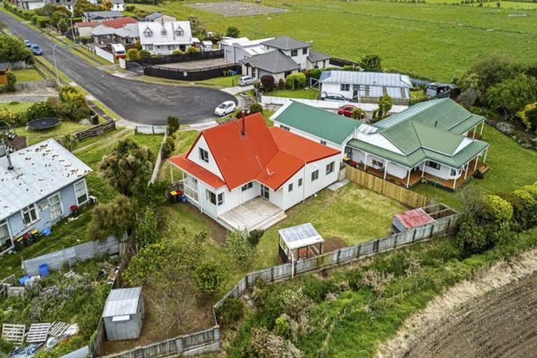 Photo of property in 22 Ponderosa Place, Opunake, 4616