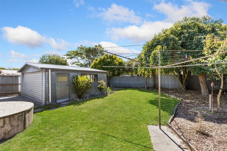 Photo of property in 8 Davidson Crescent, Hornby, Christchurch, 8042