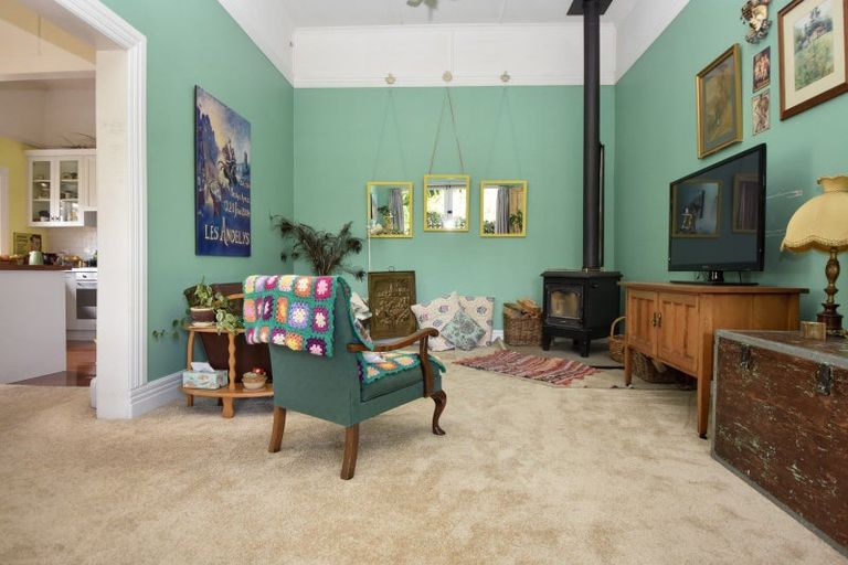 Photo of property in 16 Tyne Street, Carterton, 5713