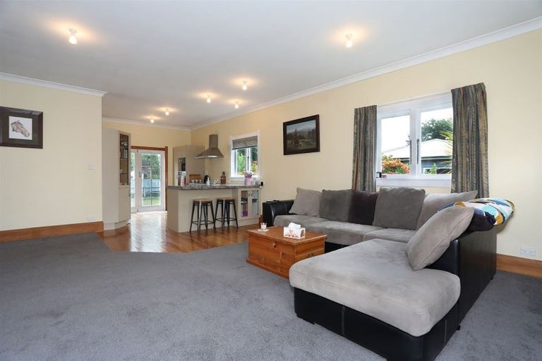 Photo of property in 9 Wilson Street, Bulls, 4818