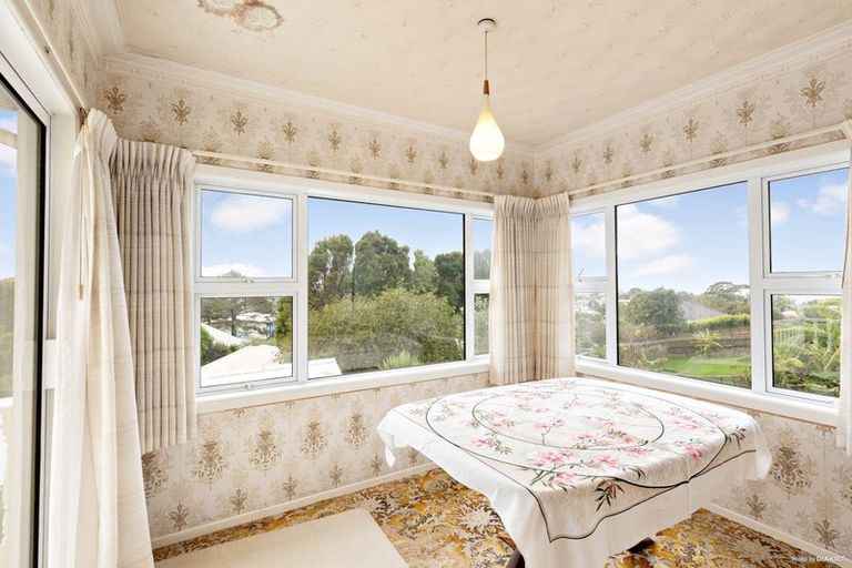 Photo of property in 31 Sunrise Avenue, Murrays Bay, Auckland, 0630