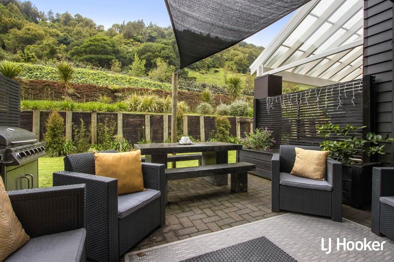 Photo of property in 115 Ngatitangata Road, Waihi, 3681