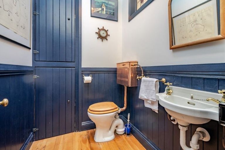 Photo of property in 592 Le Bons Bay Road, Le Bons Bay, Akaroa, 7583