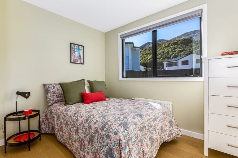 Photo of property in 106 Silverstream Road, Crofton Downs, Wellington, 6035