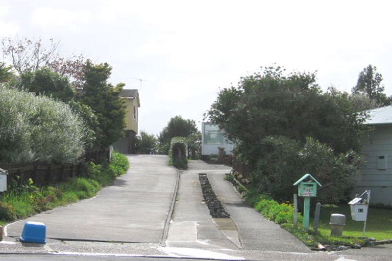 Photo of property in 15a Birdie Place, Red Beach, 0932