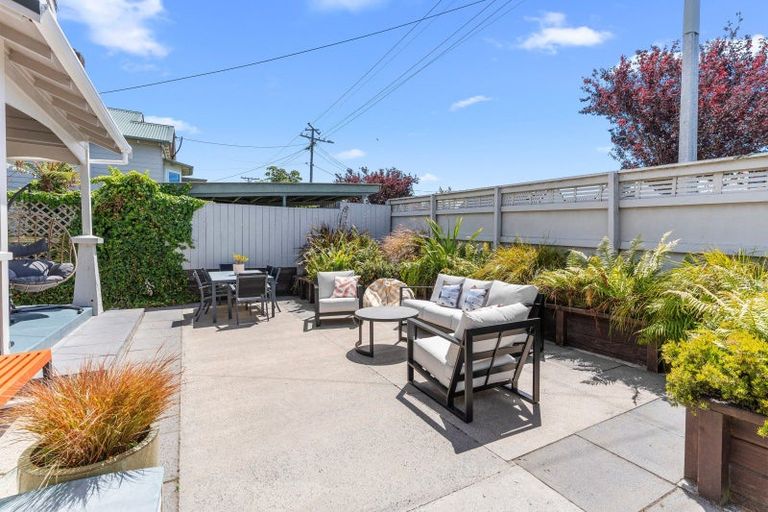 Photo of property in 24 Benhar Street, Maryhill, Dunedin, 9011