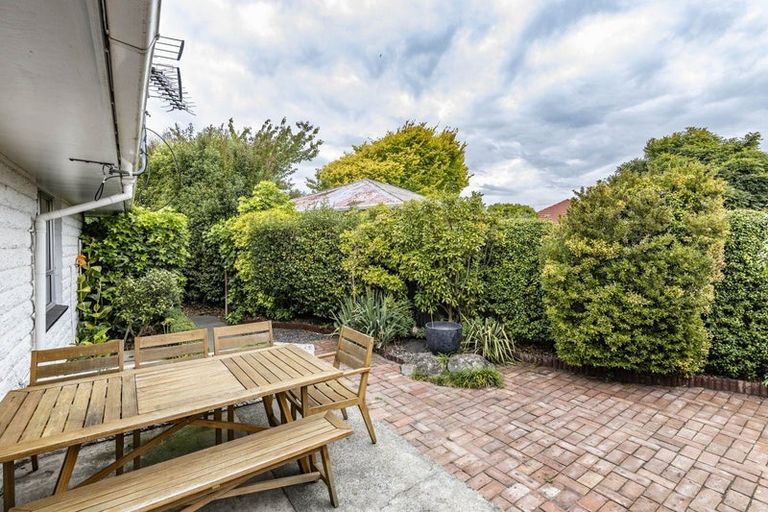 Photo of property in 1/6 Croziers Road, St Albans, Christchurch, 8052