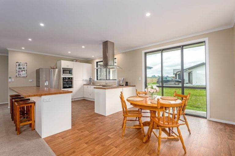 Photo of property in 4 George Street, Bulls, 4818