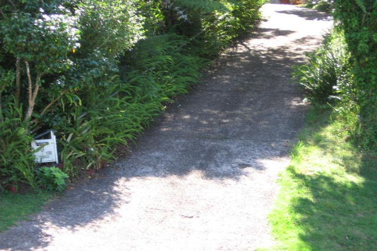 Photo of property in 3 Awaruku Road, Torbay, Auckland, 0630