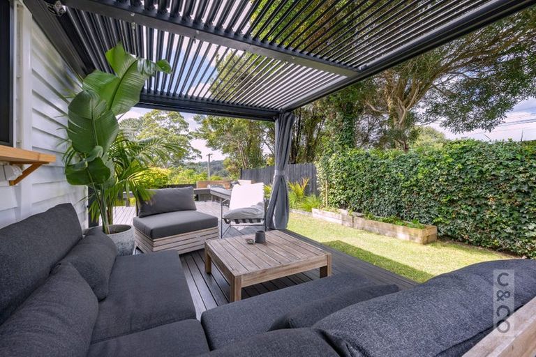 Photo of property in 56 Queen Street, Riverhead, 0820