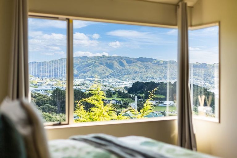 Photo of property in 12 Tombane Terrace, Papakowhai, Porirua, 5024